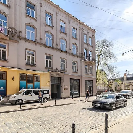 Апартаменти На Коперника Lviv Exterior photo